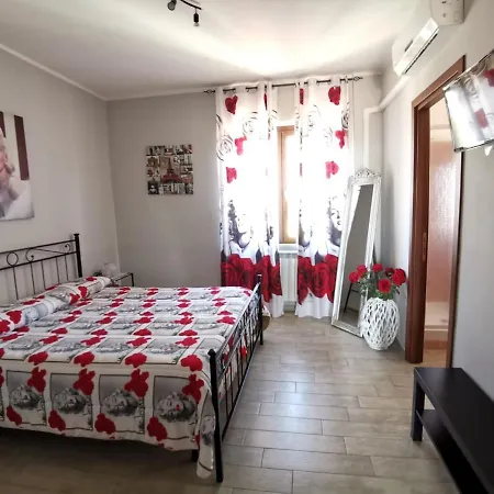 فندق مبيت وإفطار Un Passo Dal Mare