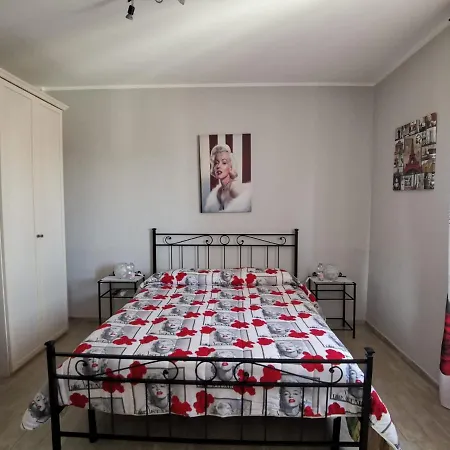 فندق مبيت وإفطار Un Passo Dal Mare *