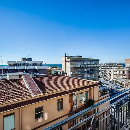 Un Passo Dal Mare Bed & Breakfast *